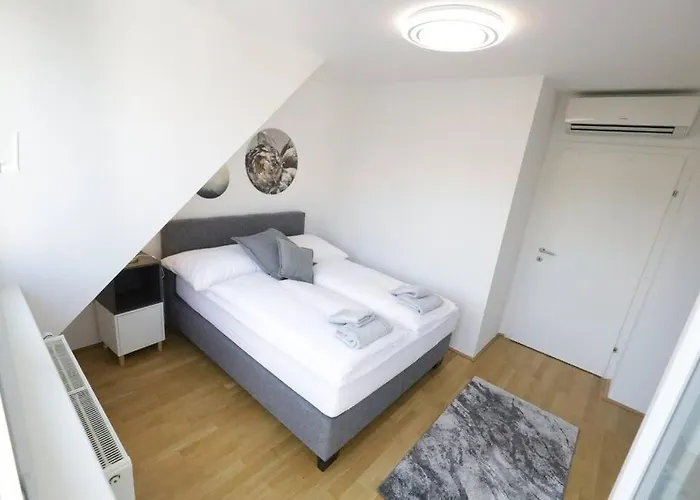Moderne L Bg15 * Bécs