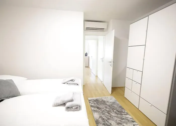 Moderne L Bg15 Bécs